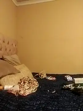 Snapshot of XXXGIANTBOOBS chatting on October 9, 2:05 am XXXGIANTBOOBS online show from October 9, 2:05 am