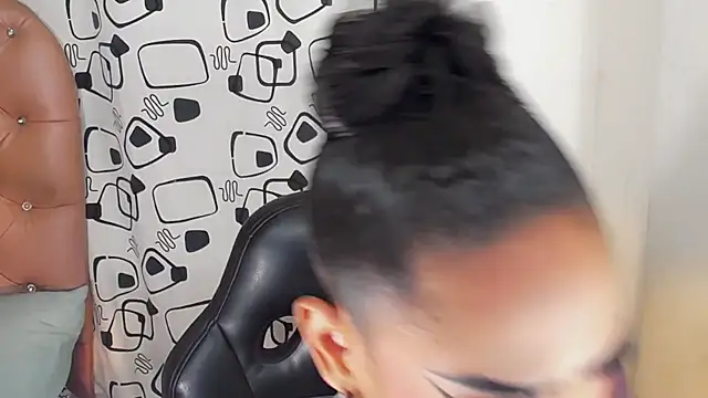 Aslhy Goddessx online show from November 28, 10:57 pm