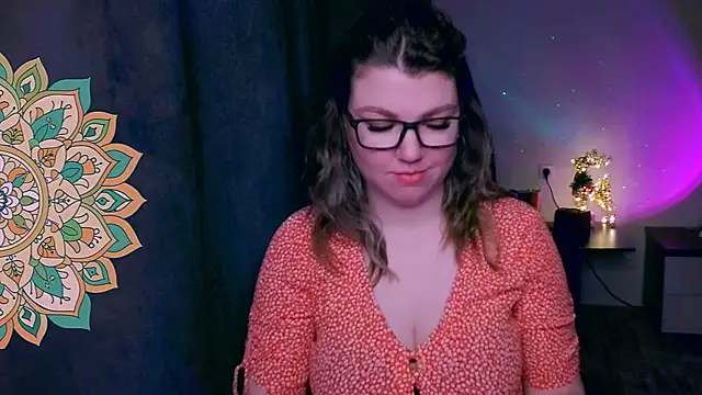 VioletteWay online show from May 24, 3:11 pm