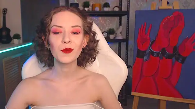 FascinatingEyess online show from December 15, 11:54 pm