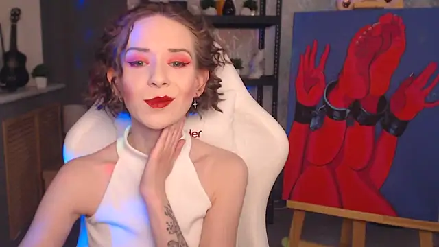 FascinatingEyess online show from February 7, 9:18 pm