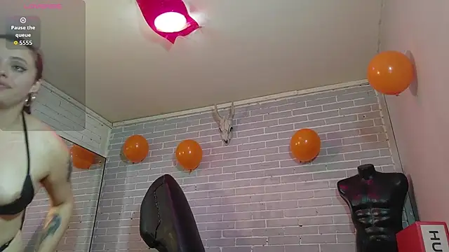 Snapshot of elizatexx chatting on October 16, 8:11 pm elizatexx online show from October 16, 8:11 pm