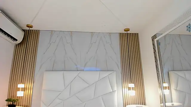 belacampbell online show from October 1, 5:45 am