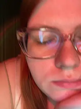 Melissa Purr online show from October 16, 2:30 pm