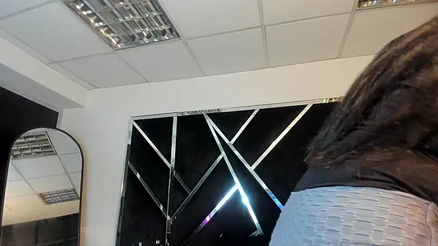 Ivanna18 x online show from November 19, 4:23 am