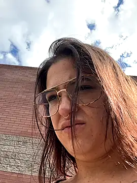 Snapshot of SafeinouterSpace chatting on October 11, 6:21 pm SafeinouterSpace online show from October 11, 6:21 pm