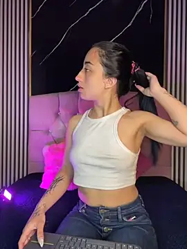 Ady 18 online show from September 24, 6:07 pm