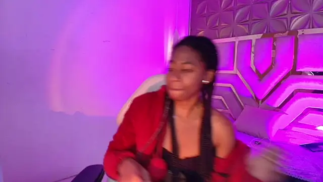 Queen perla  online show from February 23, 5:56 pm