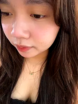 Snapshot of Hotellinh12 chatting on October 20, 7:44 am Hotellinh12 online show from October 20, 7:44 am