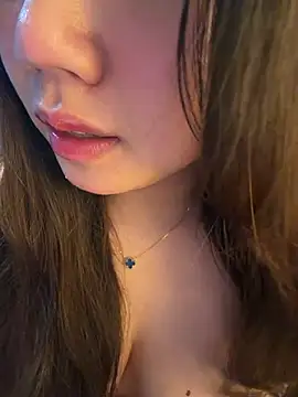 Hotellinh12 online show from June 8, 3:13 pm