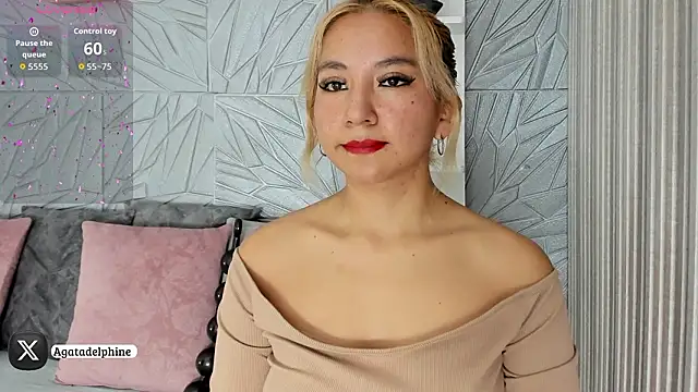 agatadelphine online show from January 14, 1:27 pm