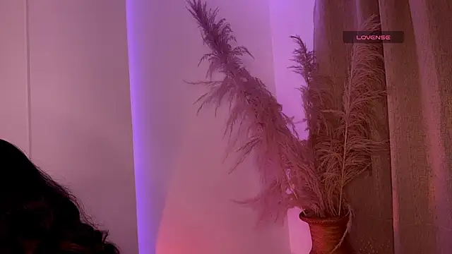 ally muller  online show from January 9, 11:20 pm