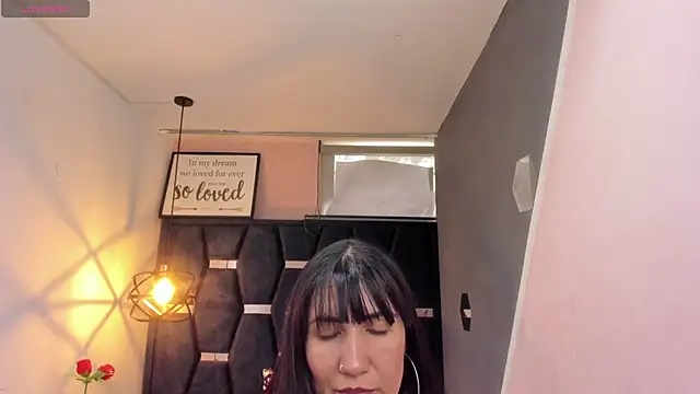 Snapshot of GiaFox_ chatting on September 8, 7:24 pm GiaFox  online show from September 8, 7:24 pm