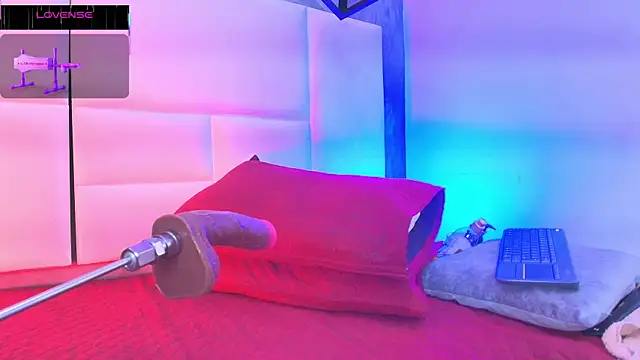 Danna-Wright online show from October 18, 8:28 am