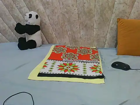 Snapshot of Sexy_Villagegal chatting on September 17, 10:46 am Sexy Villagegal online show from September 17, 10:46 am