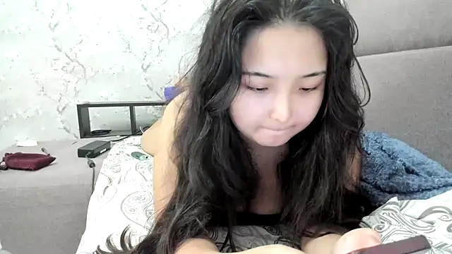 cutie mio online show from September 10, 11:32 am