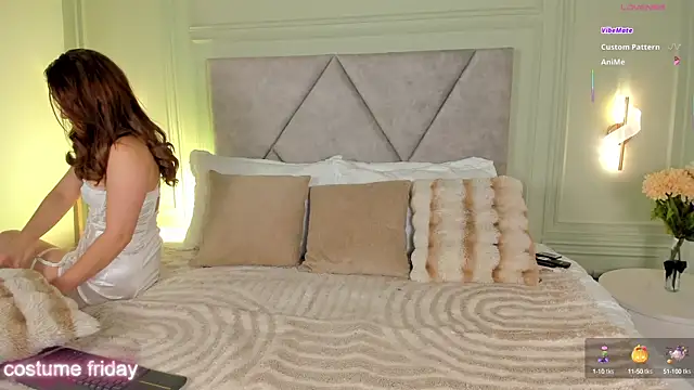 Snapshot of _Miss_Kimm chatting on October 8, 11:47 am Miss Kimm online show from October 8, 11:47 am