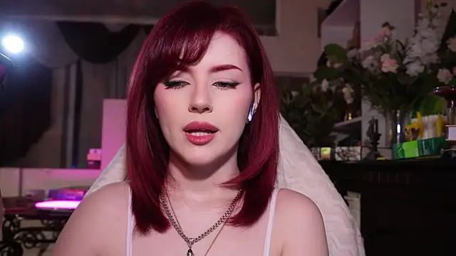 Chriss Fox online show from December 5, 4:52 pm