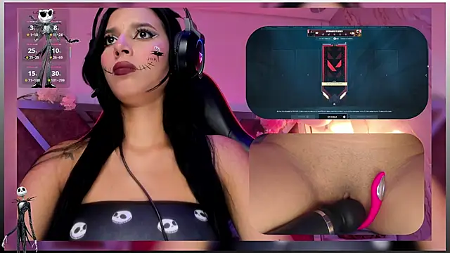 Snapshot of SweetieCloe_ chatting on October 14, 10:34 pm SweetieCloe online show from October 14, 10:34 pm