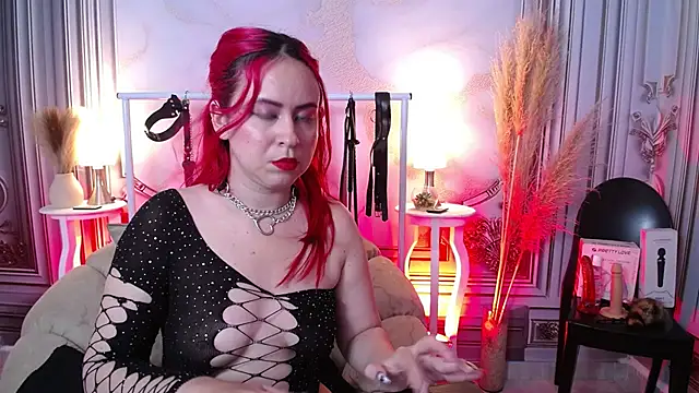 Snapshot of Naty_slavedoll chatting on October 11, 8:11 pm Naty slavedoll online show from October 11, 8:11 pm