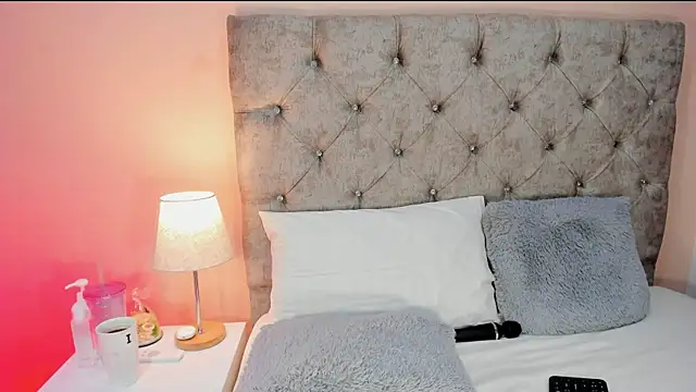 Holyjacky  online show from October 4, 12:44 pm