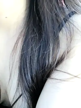 Snapshot of _Linez_ chatting on September 17, 6:39 pm Linez online show from September 17, 6:39 pm