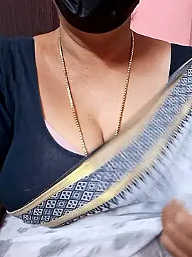 Snapshot of ananya956 chatting on September 22, 1:48 am ananya956 online show from September 22, 1:48 am