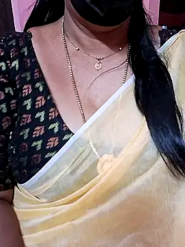 Snapshot of ananya956 chatting on October 21, 5:17 pm ananya956 online show from October 21, 5:17 pm