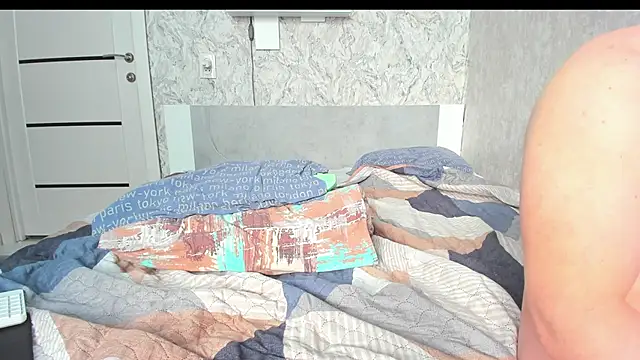 Sexy room online show from February 3, 6:40 am