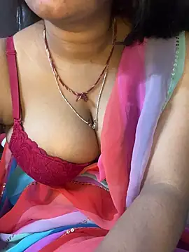 APKI WIFE  online show from April 9, 6:19 am