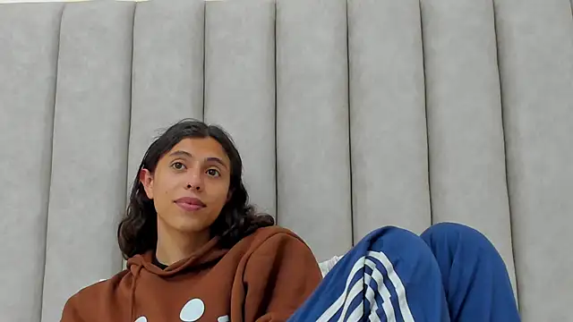 Snapshot of FreyaMoller chatting on October 27, 7:19 pm FreyaMoller online show from October 27, 7:19 pm