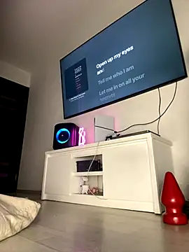 Snapshot of Kimi_Ass chatting on October 3, 11:32 pm Kimi Ass online show from October 3, 11:32 pm