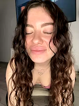 Snapshot of Kimi_Ass chatting on October 2, 12:43 pm Kimi Ass online show from October 2, 12:43 pm