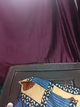 priyasexy1100 online show from June 11, 3:31 pm