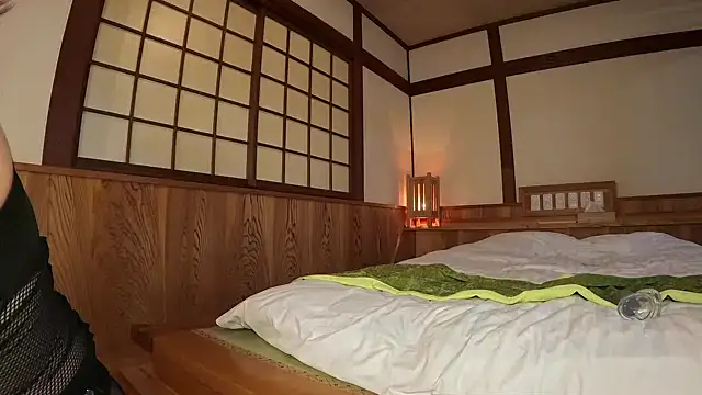 yayoi-tachibana online show from December 3, 3:58 pm