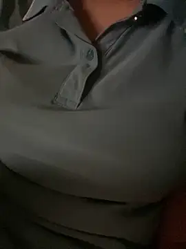 Tuongvy05 online show from October 13, 4:09 pm