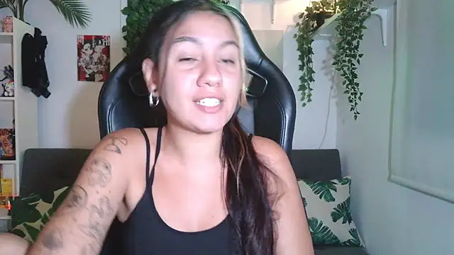 blvckbabyweed07 online show from May 18, 11:11 pm