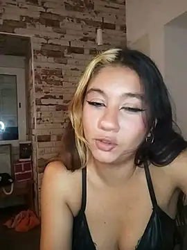 blvckbabyweed07 online show from April 11, 10:46 pm