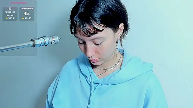 lizzy davis 1 online show from March 30, 4:12 am