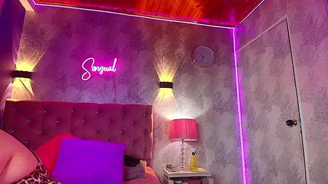 Snapshot of SamanthaaSutra chatting on September 8, 6:40 pm SamanthaaSutra online show from September 8, 6:40 pm