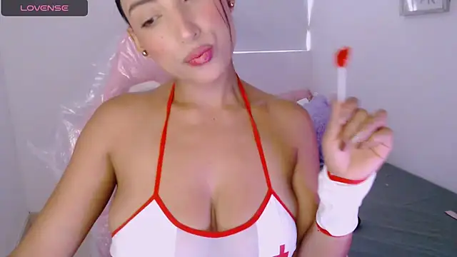 Snapshot of paulett2024 chatting on October 16, 7:38 pm paulett2024 online show from October 16, 7:38 pm