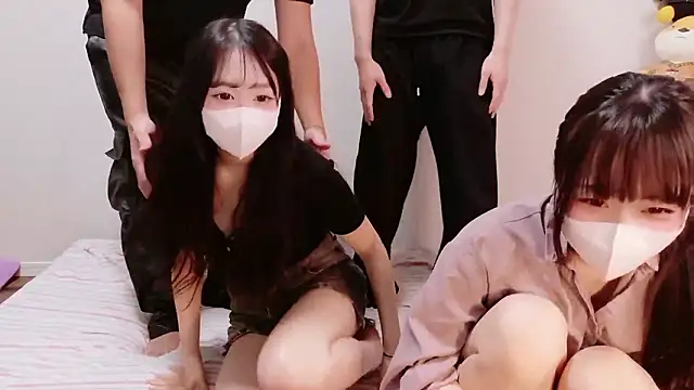 Snapshot of Mia--meow chatting on October 19, 3:14 pm Mia--meow online show from October 19, 3:14 pm