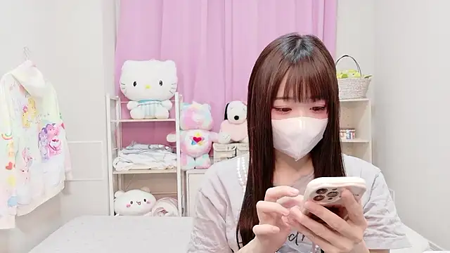 Snapshot of Mia--meow chatting on September 22, 1:09 pm Mia--meow online show from September 22, 1:09 pm