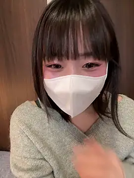 Snapshot of Mia--meow chatting on October 22, 12:32 pm Mia--meow online show from October 22, 12:32 pm