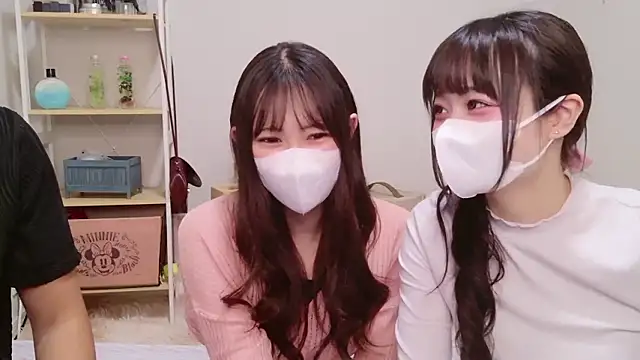 Snapshot of Mia--meow chatting on September 30, 11:16 am Mia--meow online show from September 30, 11:16 am