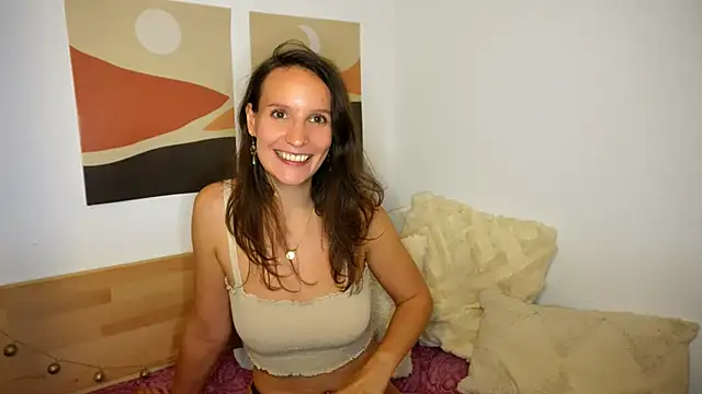 ConfuCollins online show from October 12, 3:58 pm