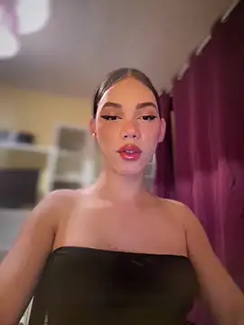 Snapshot of Carlita_cute chatting on October 8, 9:19 pm Carlita cute online show from October 8, 9:19 pm