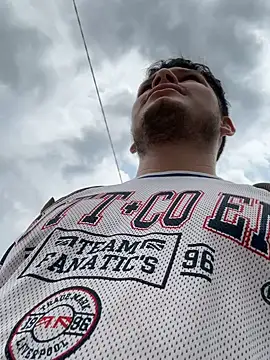  Ottis  online show from April 10, 3:51 pm