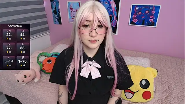 Miwa violet online show from November 10, 6:25 pm