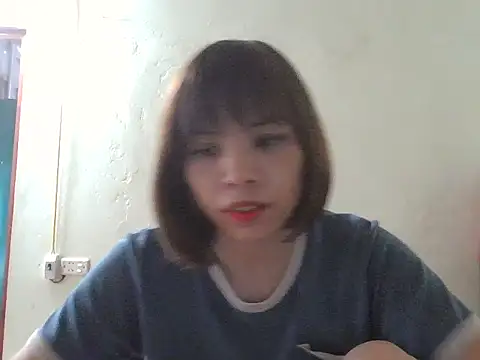 Snapshot of Angela-Eira chatting on October 7, 4:50 am Angela-Eira online show from October 7, 4:50 am